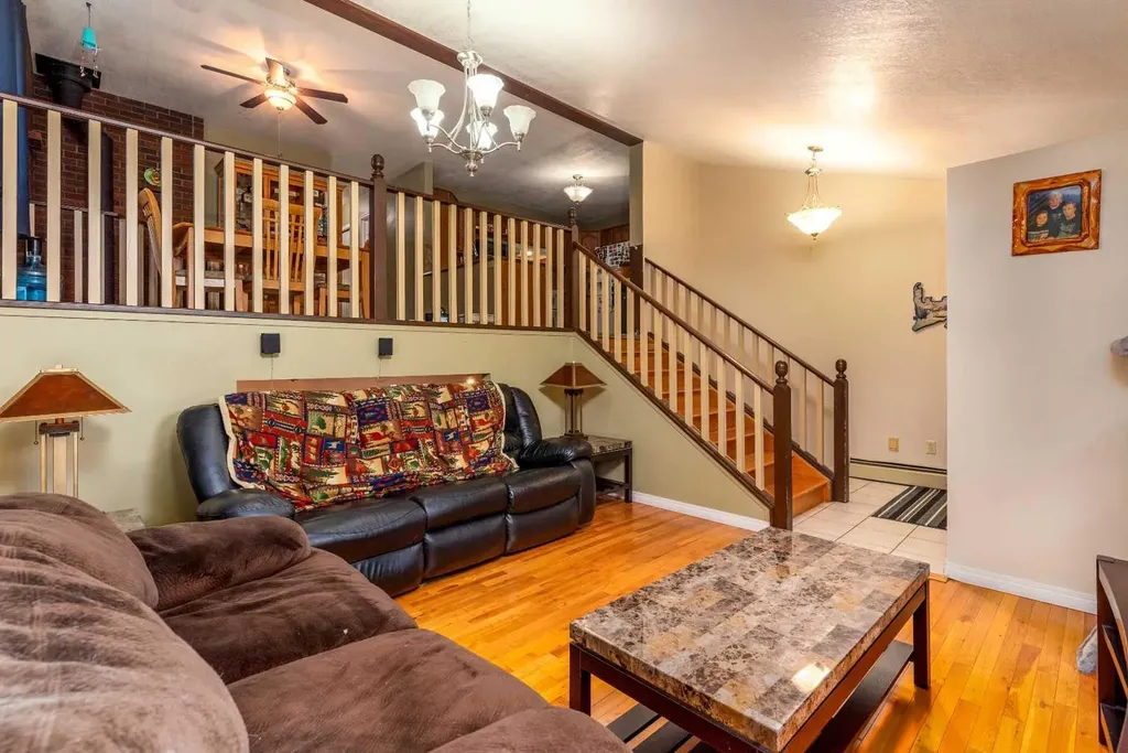 2604 57 A Avenue Lloydminster AB T9V 2M4