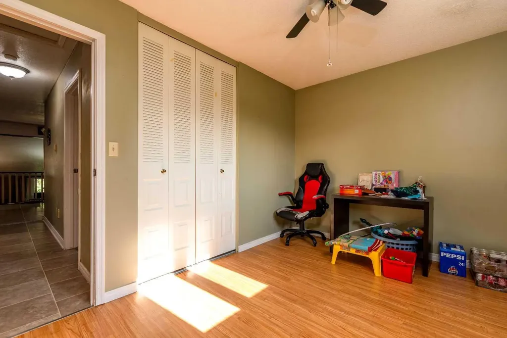 2604 57 A Avenue Lloydminster AB T9V 2M4