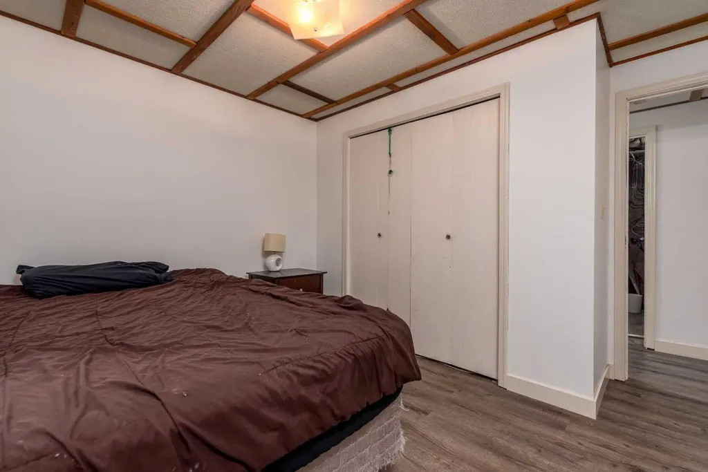 2604 57 A Avenue Lloydminster AB T9V 2M4