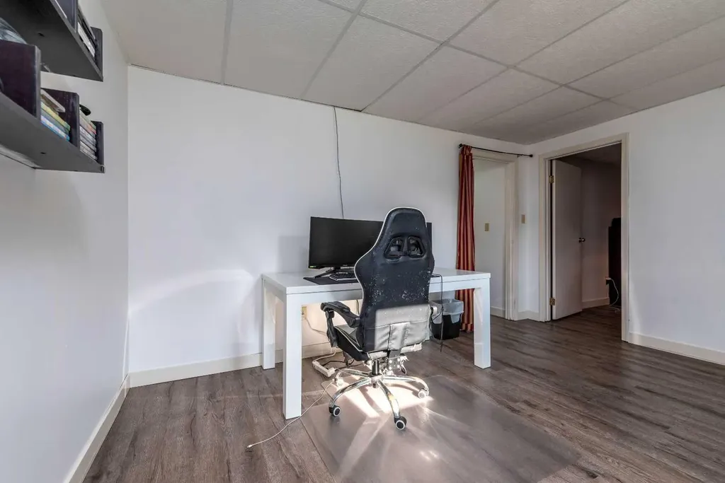 2604 57 A Avenue Lloydminster AB T9V 2M4