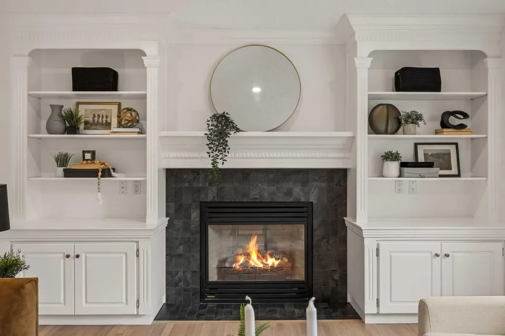 156 Strathridge Place SW Calgary AB T3H 4J1
