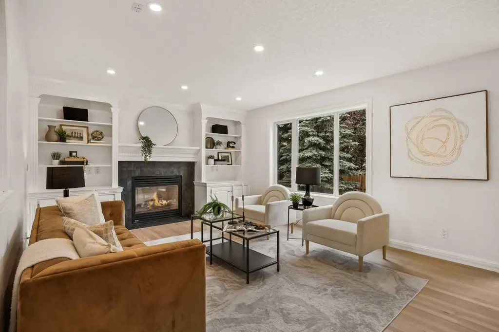 156 Strathridge Place SW Calgary AB T3H 4J1