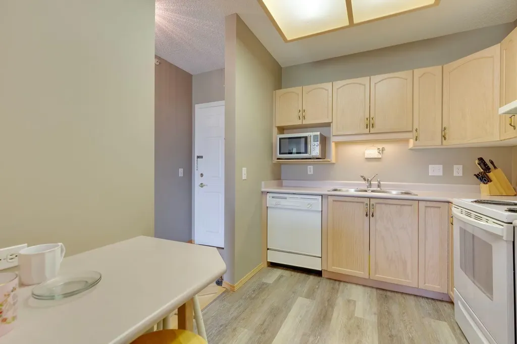 3109 Hawksbrow Point NW Calgary AB T3G 4C9