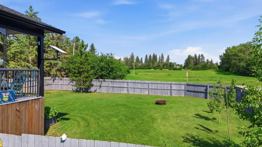 428 6 Avenue Elnora AB T0M 0Y0