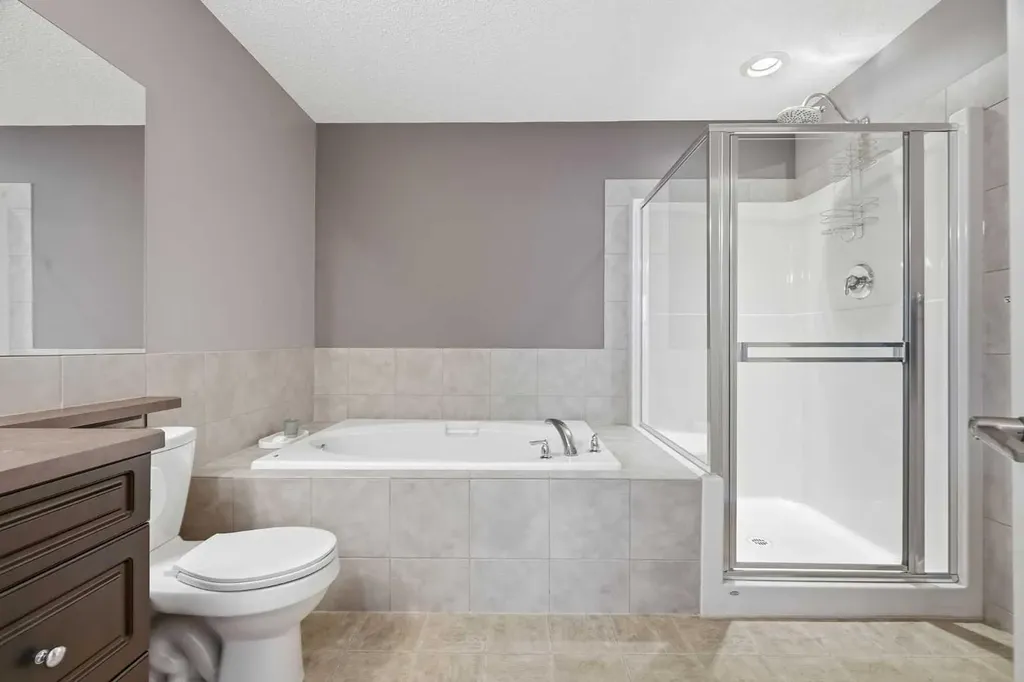 14 River Heights Crescent Cochrane AB T4C 0J3