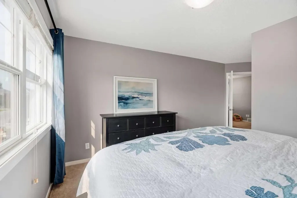 14 River Heights Crescent Cochrane AB T4C 0J3