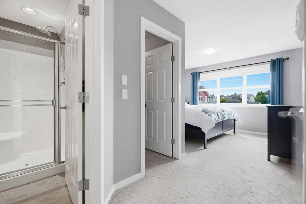 14 River Heights Crescent Cochrane AB T4C 0J3
