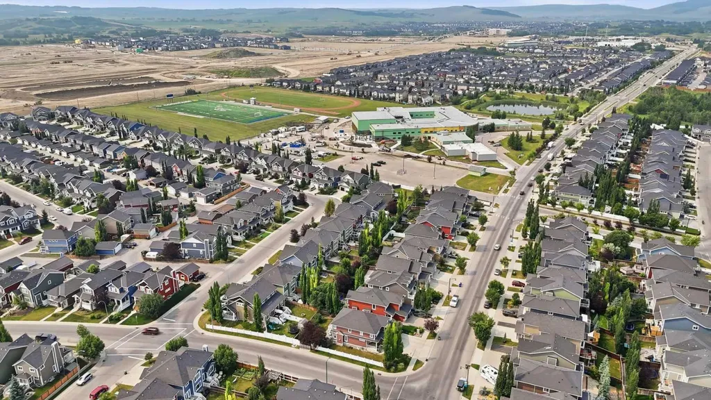 14 River Heights Crescent Cochrane AB T4C 0J3