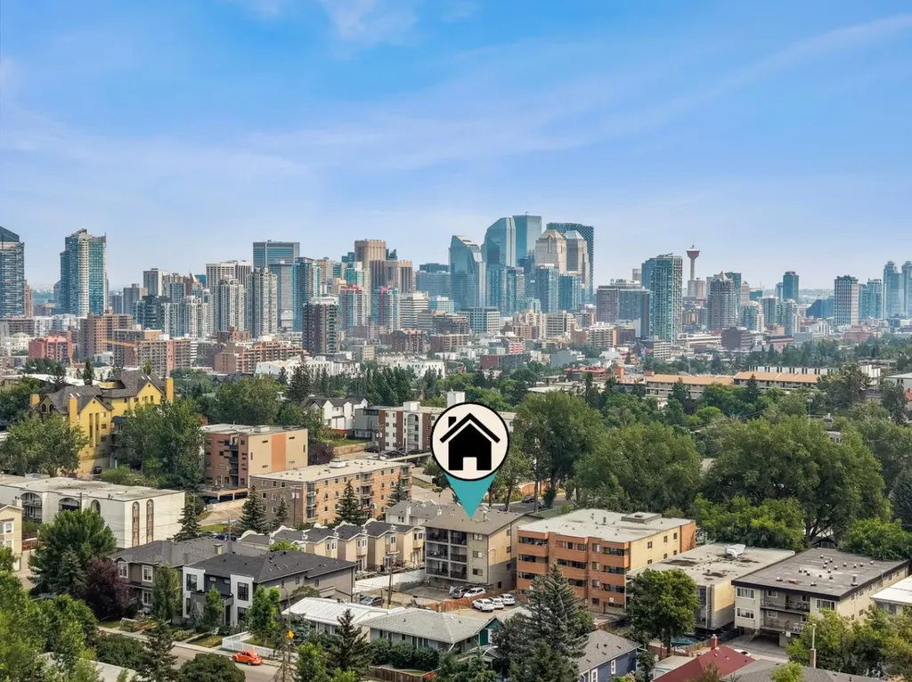 2407 17 Street SW Calgary AB T2T 4M9