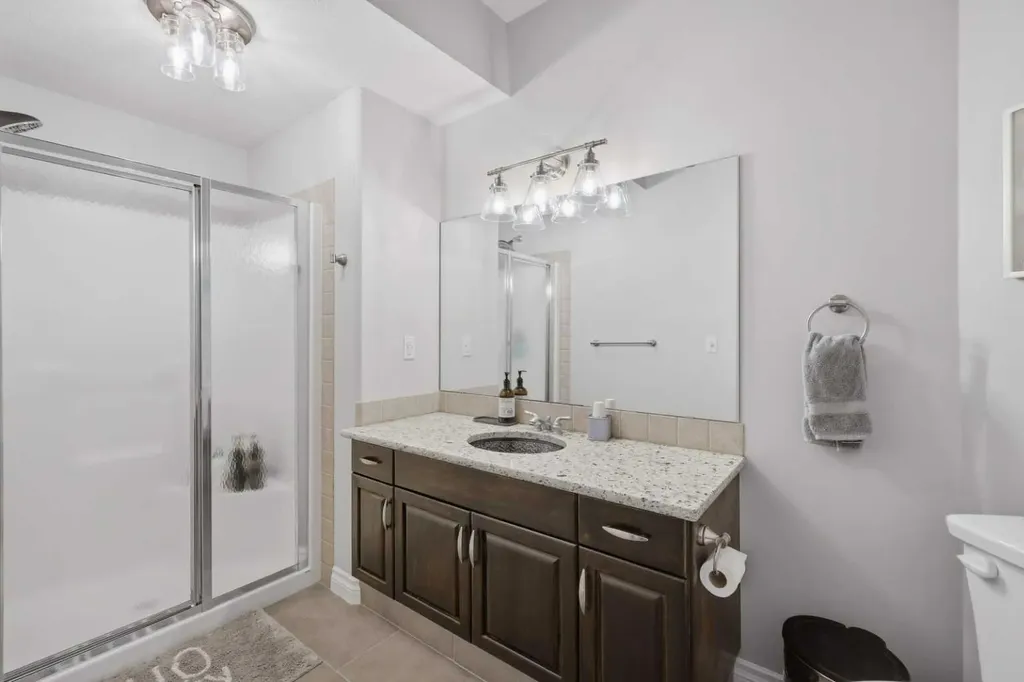 85 Grand Avenue Norglenwold AB T4S 1S5