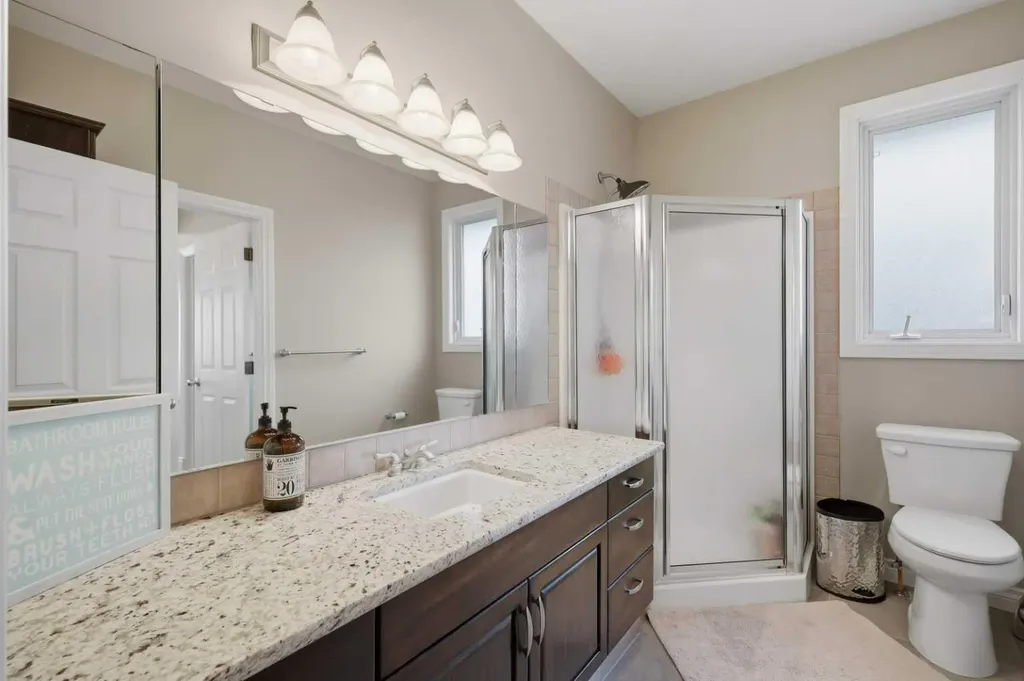 85 Grand Avenue Norglenwold AB T4S 1S5