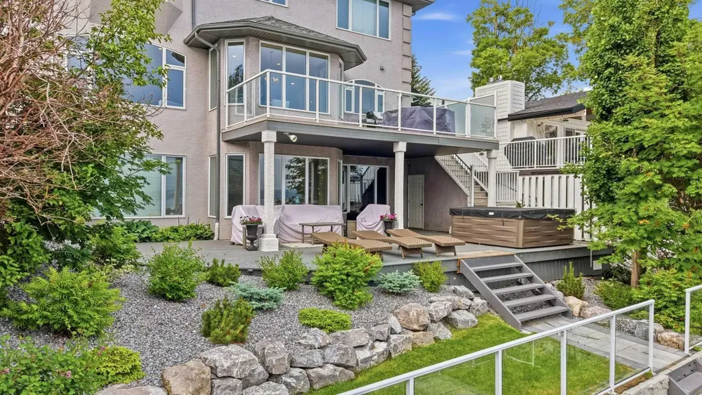 85 Grand Avenue Norglenwold AB T4S 1S5