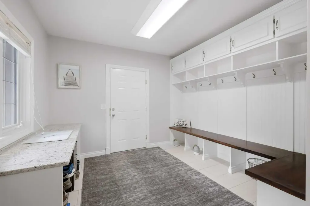 85 Grand Avenue Norglenwold AB T4S 1S5