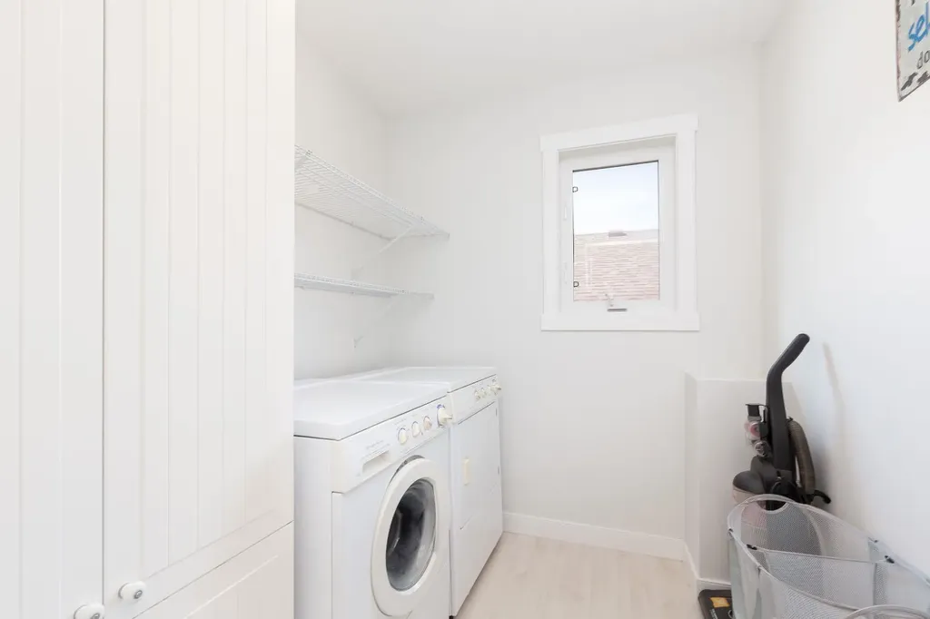 86 Riverstone Boulevard W Lethbridge AB T1K 7X5