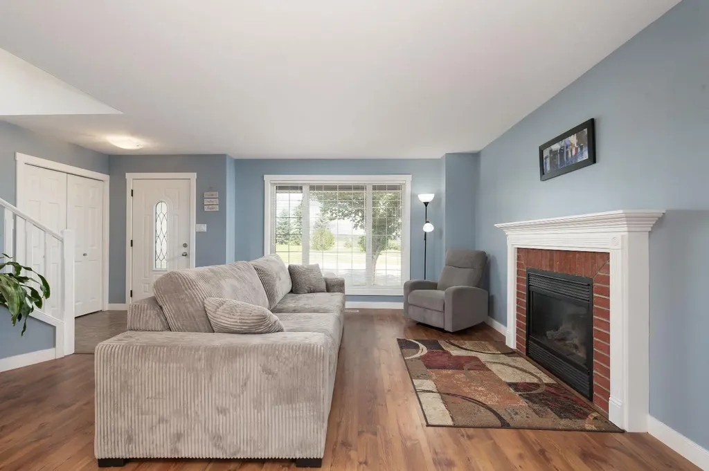 86 Riverstone Boulevard W Lethbridge AB T1K 7X5