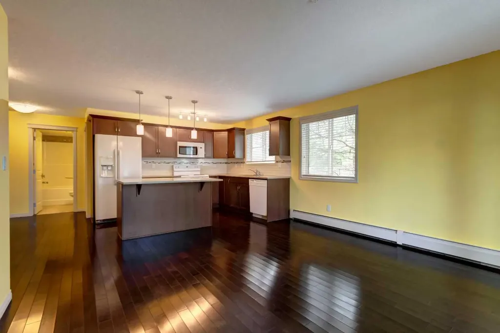 304 Cranberry Park SE Calgary AB T3M 1W2