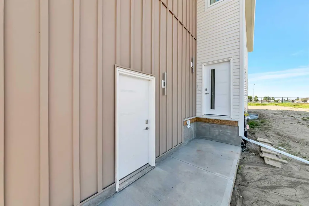 6906 35 Street Lloydminster AB T9V 2Z4
