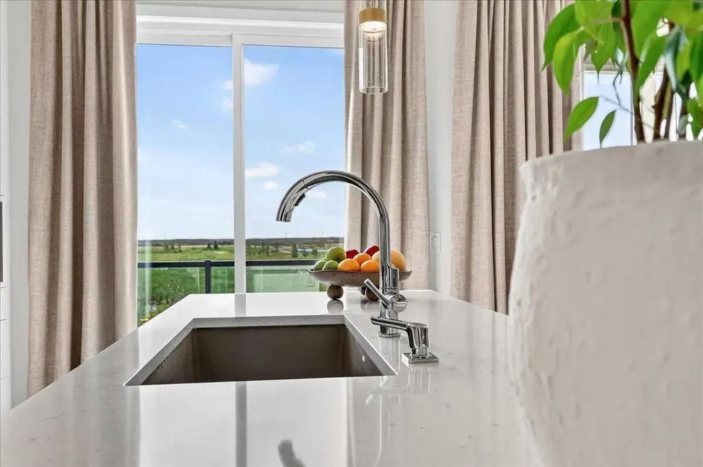 90 Savoy Landing SE Calgary AB T2S 0G6