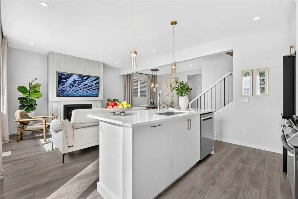 90 Savoy Landing SE Calgary AB T2S 0G6