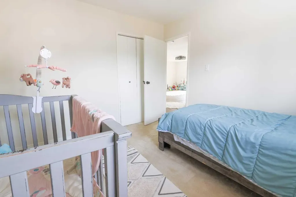 5116 51 Avenue Caroline AB T0M 0M0