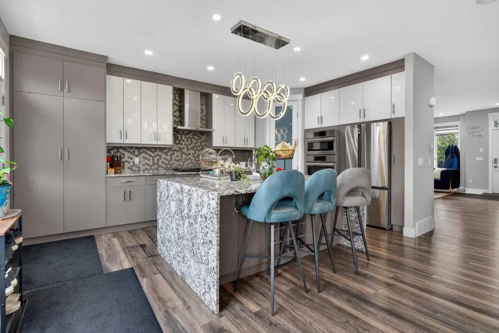 120 Castlegrove Road NE Calgary AB T3J 1T5