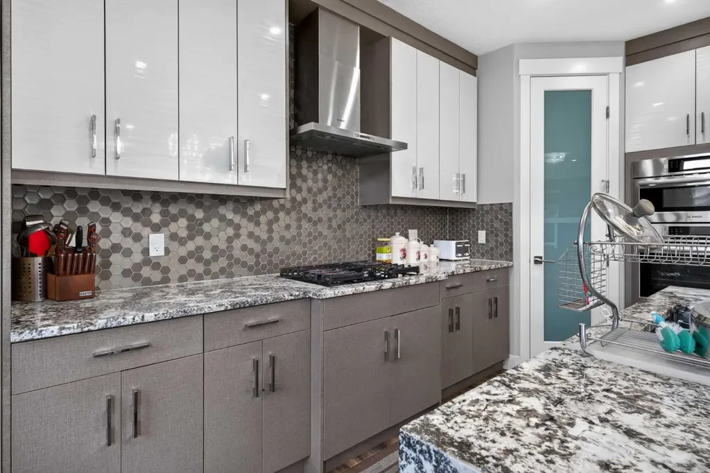 120 Castlegrove Road NE Calgary AB T3J 1T5