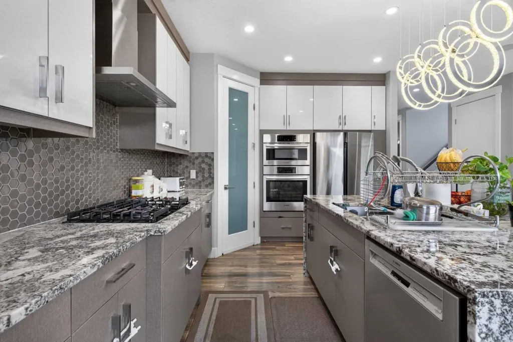 120 Castlegrove Road NE Calgary AB T3J 1T5