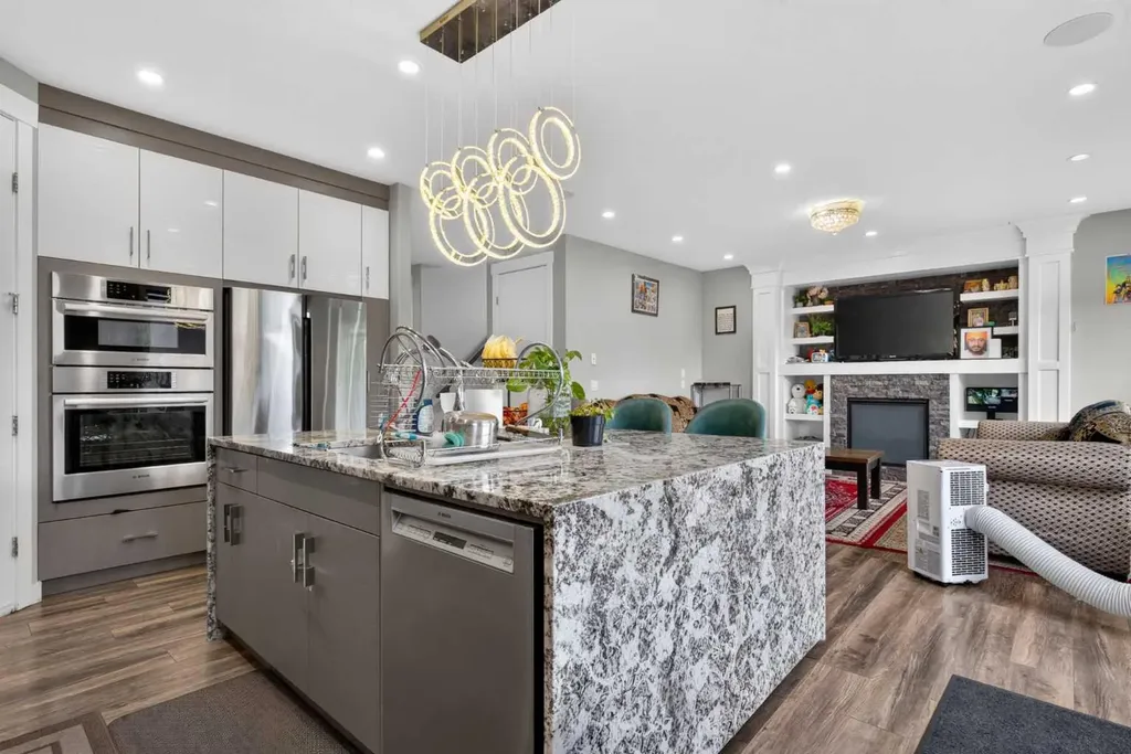 120 Castlegrove Road NE Calgary AB T3J 1T5