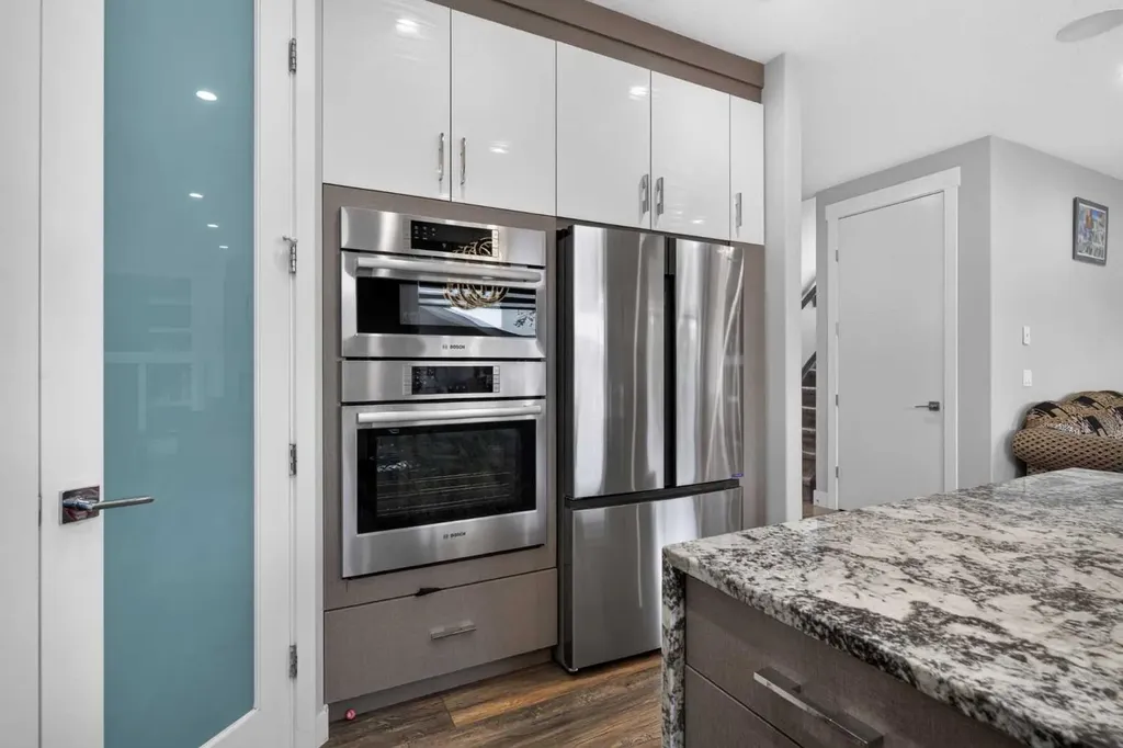 120 Castlegrove Road NE Calgary AB T3J 1T5
