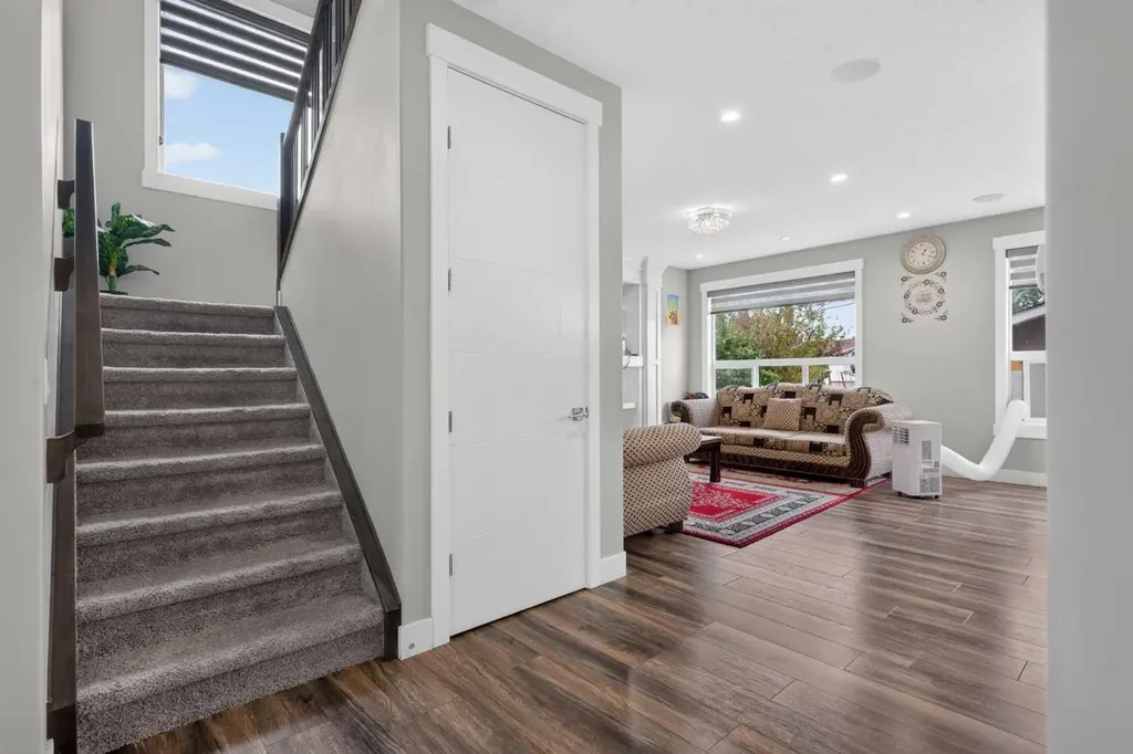 120 Castlegrove Road NE Calgary AB T3J 1T5