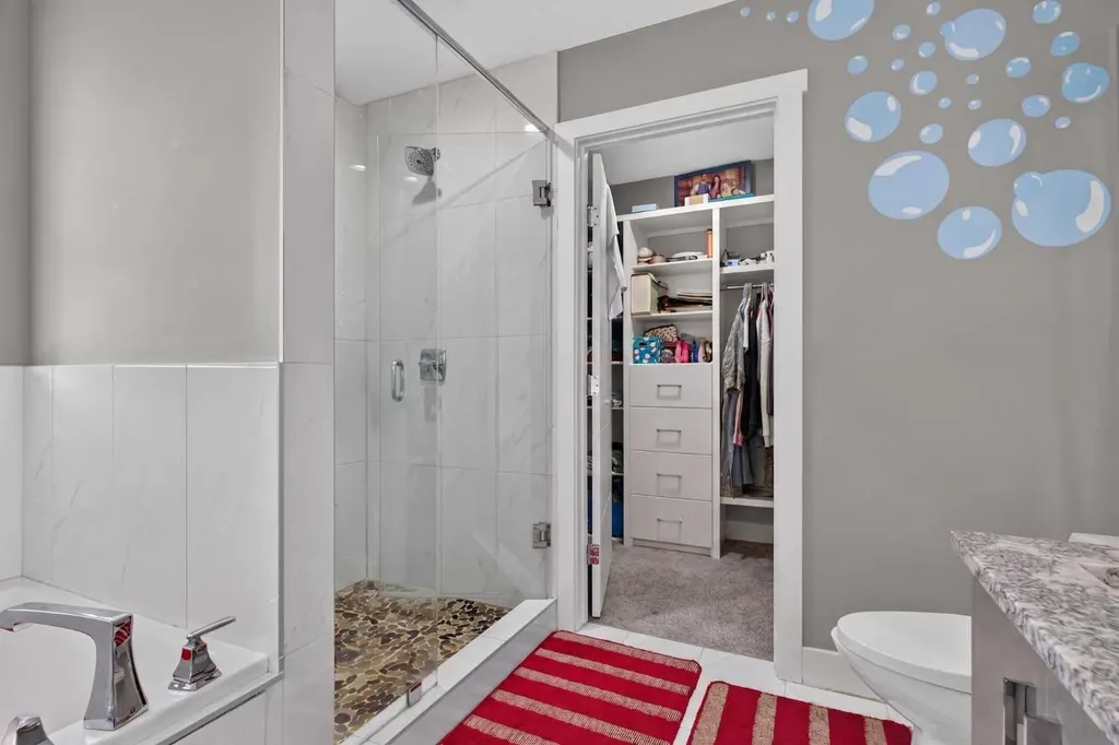 120 Castlegrove Road NE Calgary AB T3J 1T5