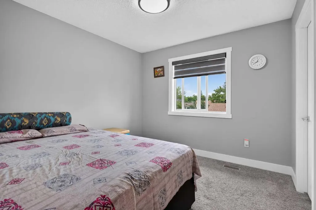 120 Castlegrove Road NE Calgary AB T3J 1T5
