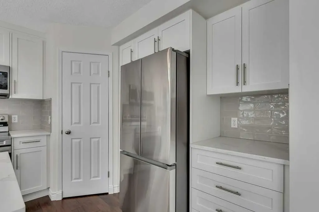 96 Valley Brook Circle NW Calgary AB T3B 5S2