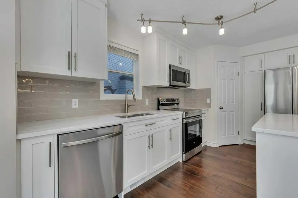 96 Valley Brook Circle NW Calgary AB T3B 5S2