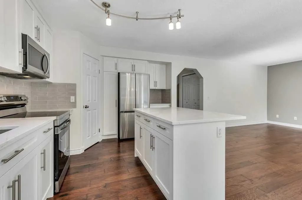 96 Valley Brook Circle NW Calgary AB T3B 5S2