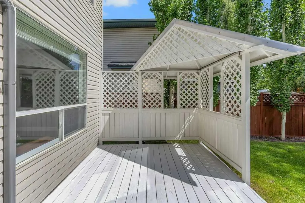 96 Valley Brook Circle NW Calgary AB T3B 5S2