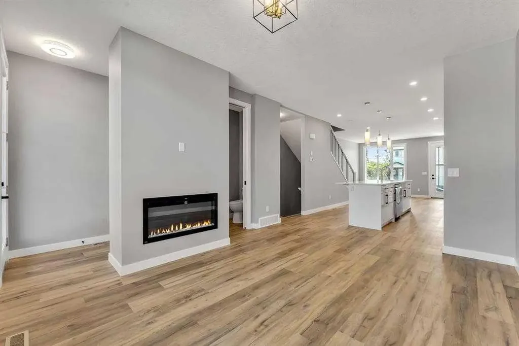 28A Green Meadow Crescent Strathmore AB T1P1H4