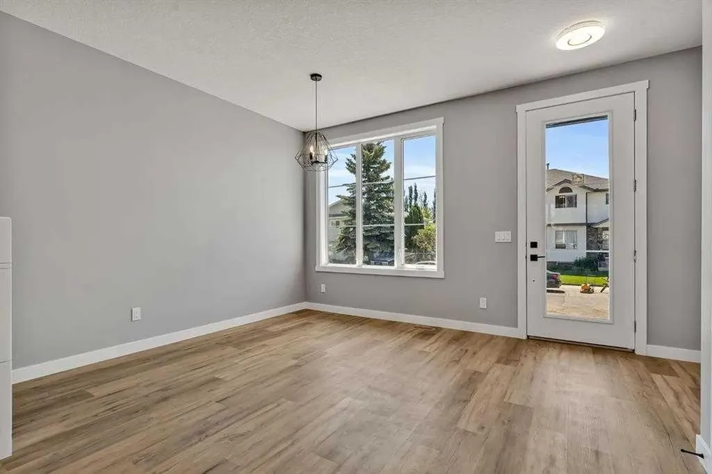 28A Green Meadow Crescent Strathmore AB T1P1H4