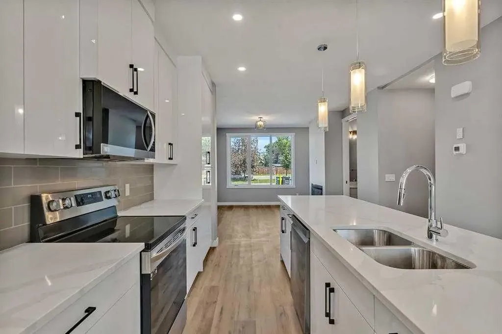 28A Green Meadow Crescent Strathmore AB T1P1H4