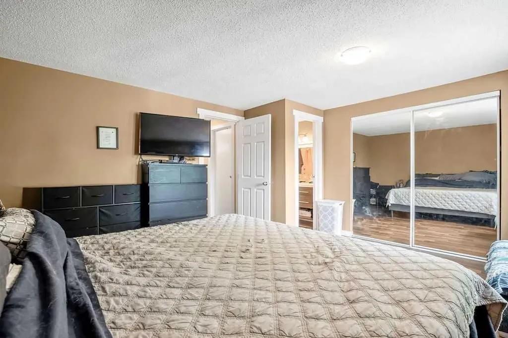 20 Falbury Crescent NE Calgary AB T3J 1L7