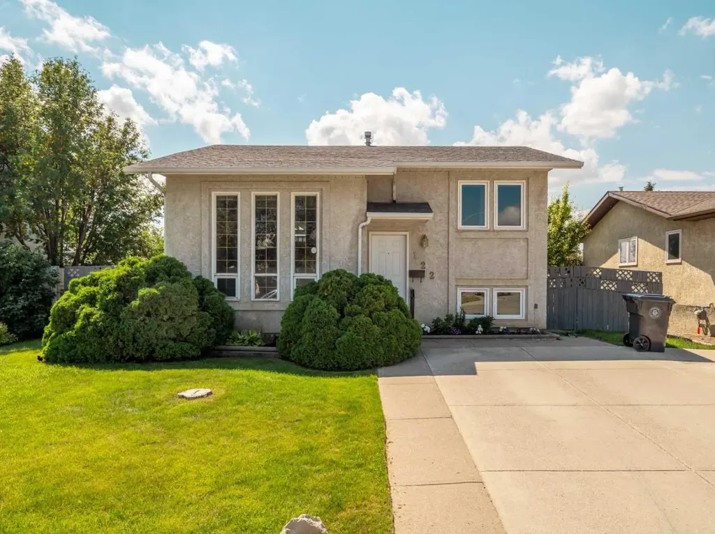 122 Spruce Drive Coalhurst AB t0l 0v0