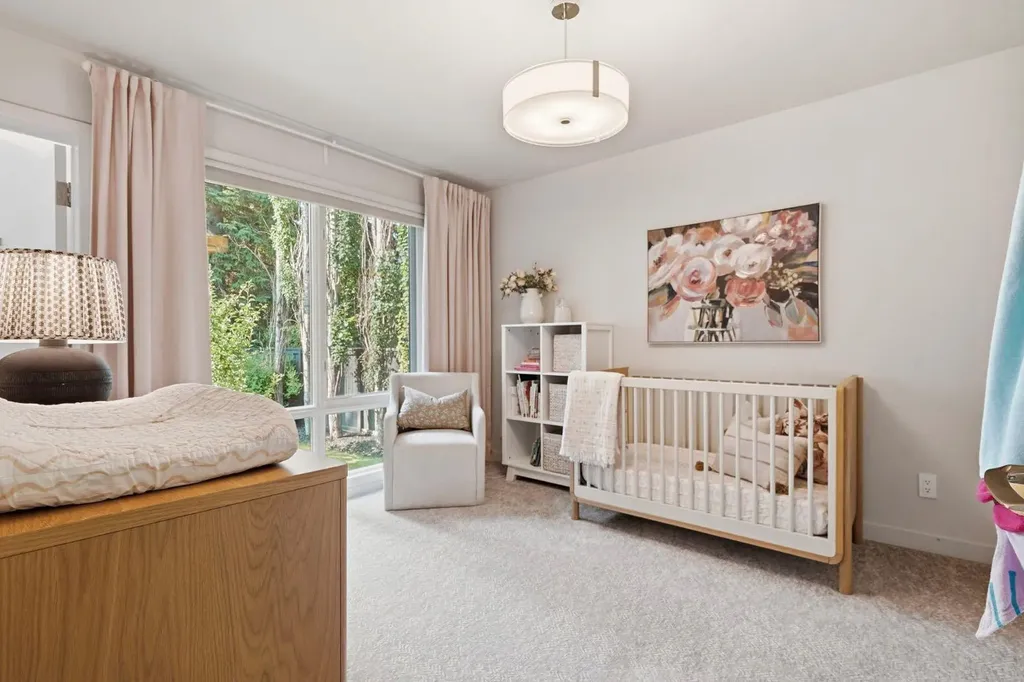 1021 Bel-aire Drive SW Calgary AB T2V 2C1