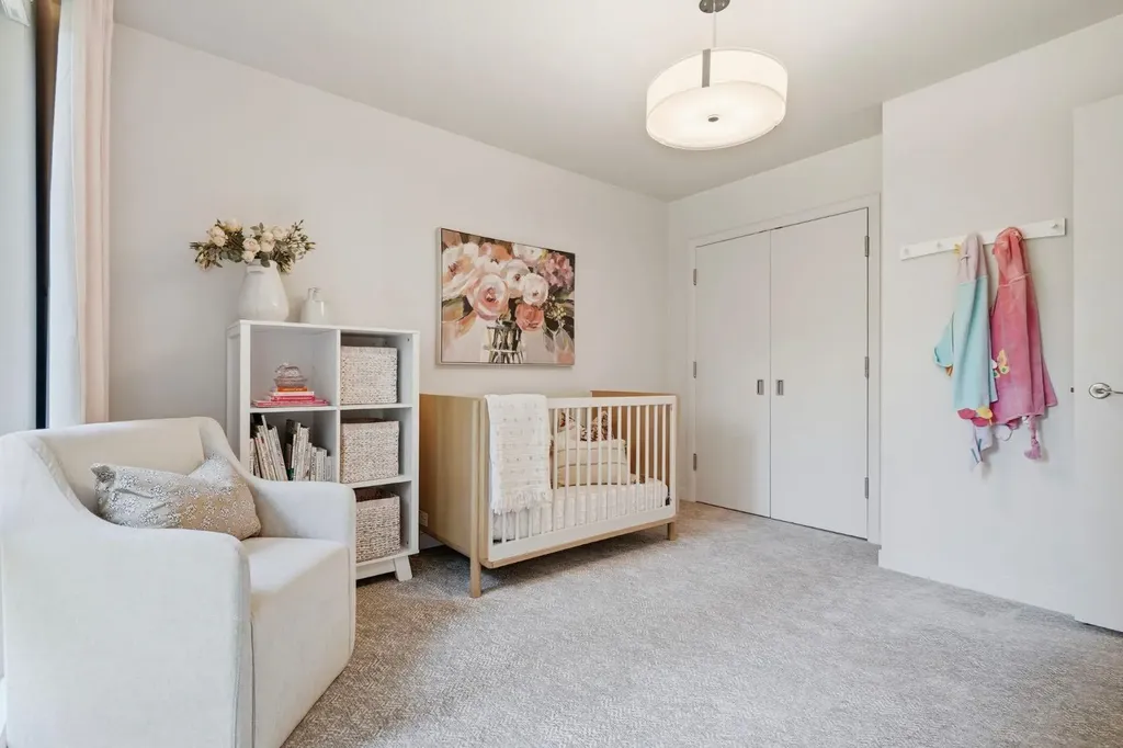 1021 Bel-aire Drive SW Calgary AB T2V 2C1