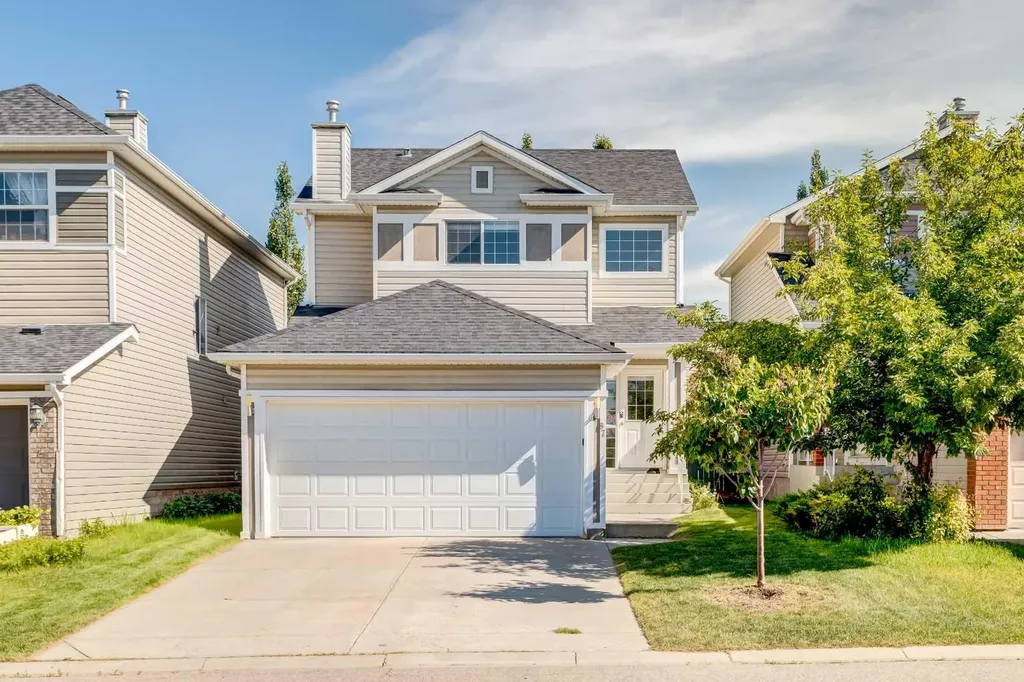 87 Royal Elm Way NW Calgary AB T3G 5M3