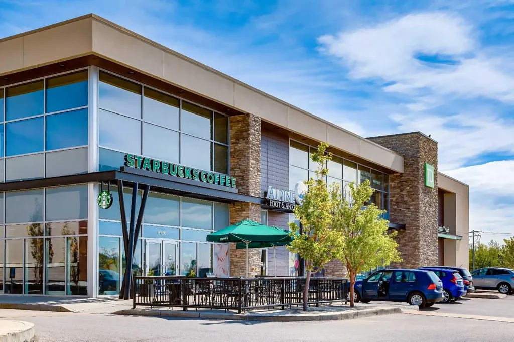 87 Royal Elm Way NW Calgary AB T3G 5M3