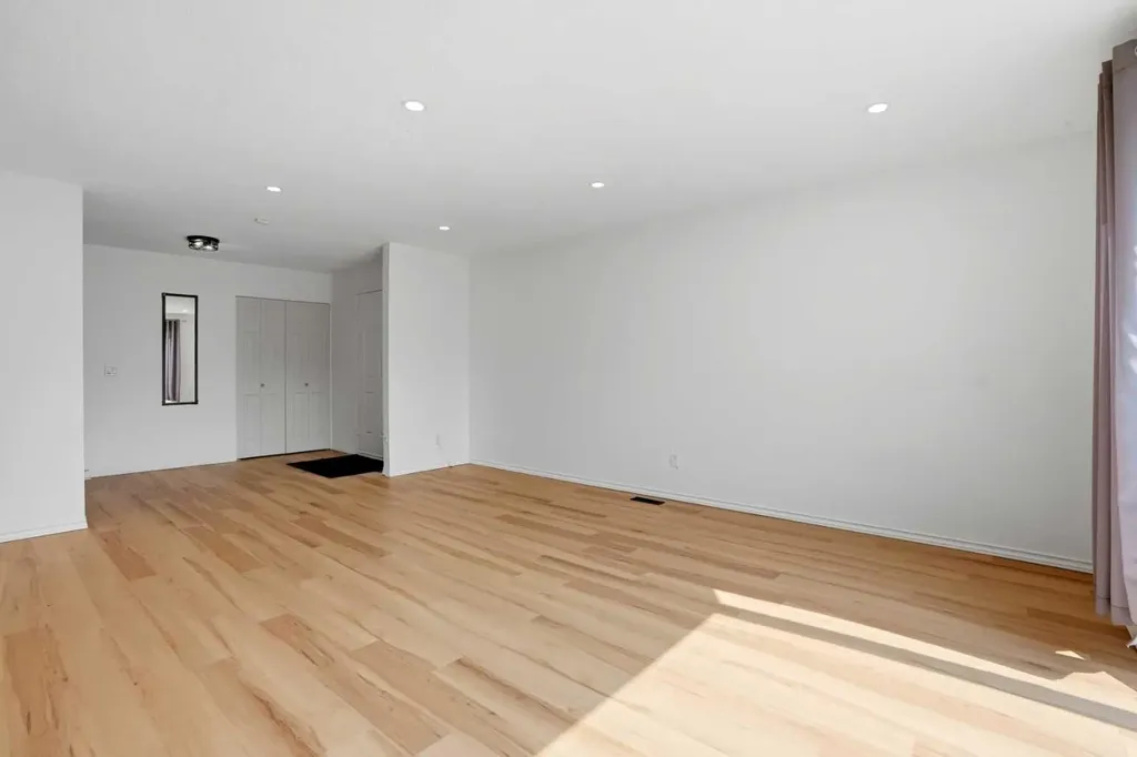 172 Templemont Drive NE Calgary AB T1Y 4Z9