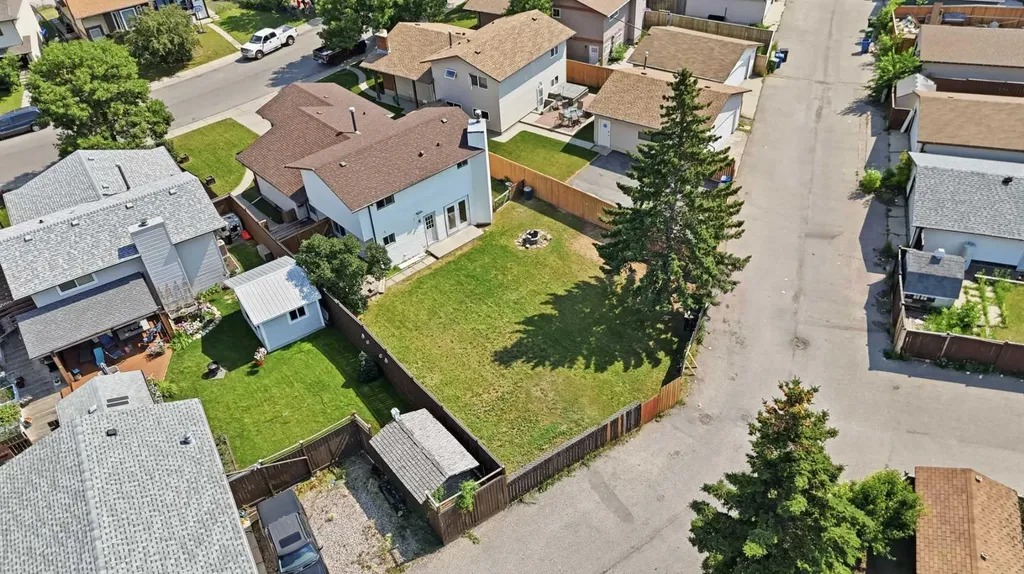172 Templemont Drive NE Calgary AB T1Y 4Z9