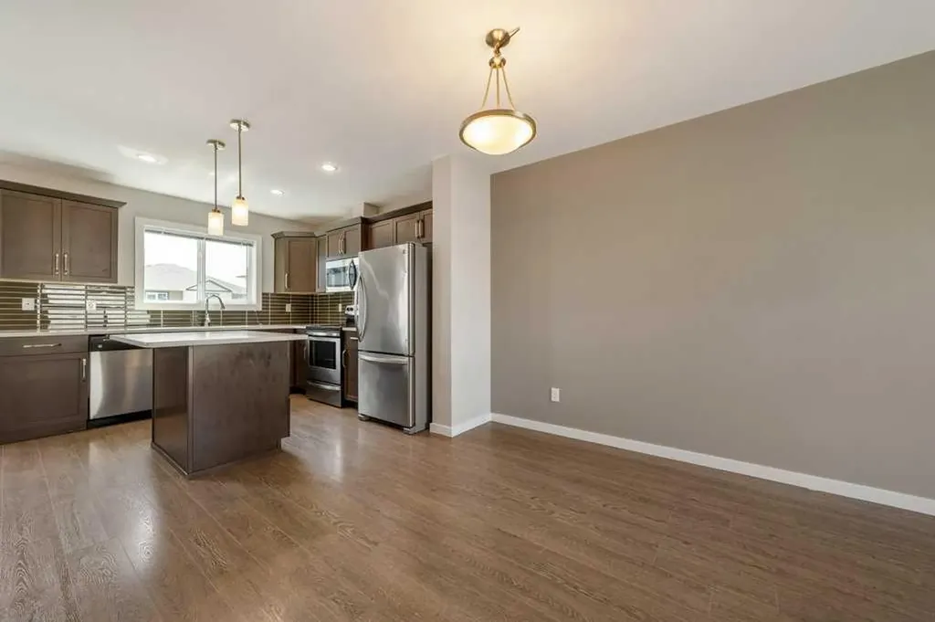 1180 Keystone Road W Lethbridge AB T1J 5H6