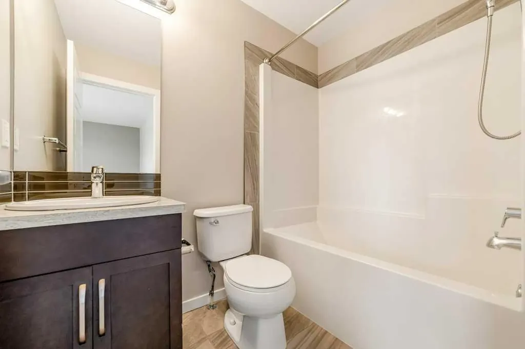 1180 Keystone Road W Lethbridge AB T1J 5H6
