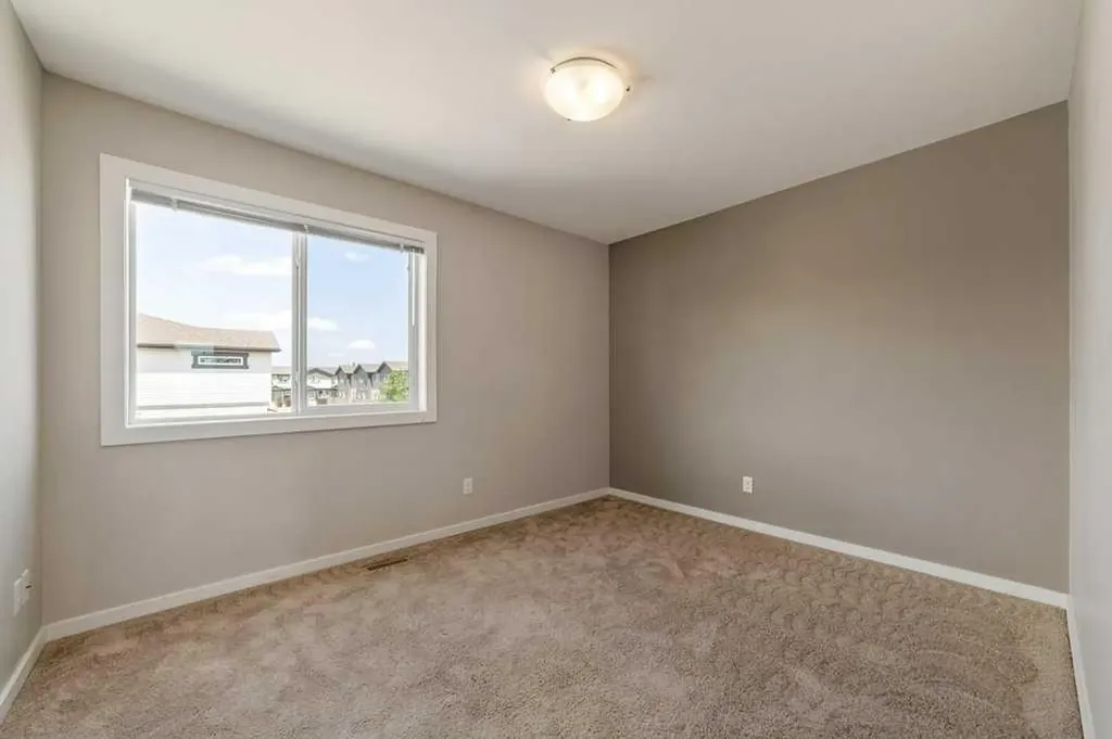 1180 Keystone Road W Lethbridge AB T1J 5H6